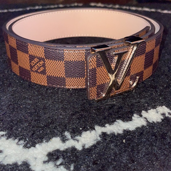 LV Belt - Picture 2 of 5